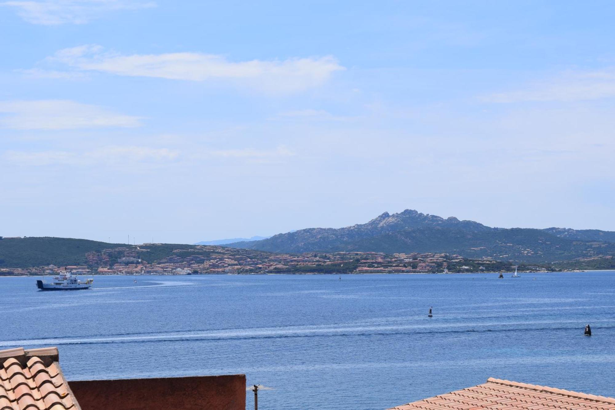 Appartamento Vista Mare A La Maddalena La Maddalena  Extérieur photo